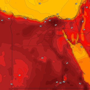 هام جمهورية مصر العربية الحرارة تصل إلى 45 مئوي في القاهرة وسط  أجواء شديدة الحرارة ومرهقة