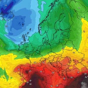 القارة الأوروبية | موجات الحر تجتاح مناطق واسعة ودرجات الحرارة تصل لل40 مئوية بعِدة أجزاء