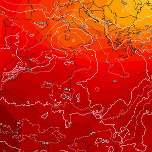 منخفض جوي في الحوض الغربي للبحر المتوسط يجلب أمطار غزيرة وبروق إلى دول عربية وأجنبية