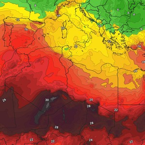 مصر: المُنخفض الجوي الخماسيني يبتعد عن أجواء البلاد الثلاثاء وانخفاض كبير مُرتقب على درجات الحرارة