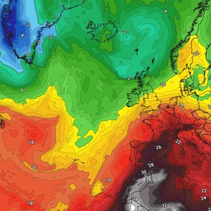 القارة الاوروبية | مع بدء موعد الألعاب الأولمبية أوروبا الغربية تواجه موجة حر قصيرة والحرارة تلامس الـ40 مئوي في بعض المدن 