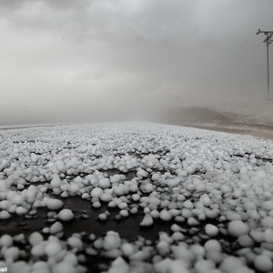 بالخارطة التوضيحية .. اشتداد السحب الرعدية والبرديات مع نهاية الأسبوع