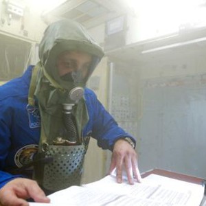 رواد فضاء يأكلون "أول نبات" ينمو خارج كوكب الأرض