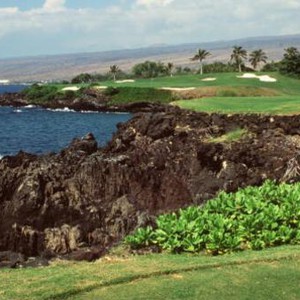 تلسكوب ضخم يثير احتجاجات في هاواي