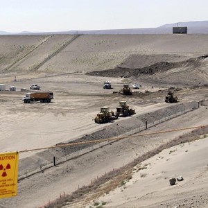 حرائق قرب نفاياتٍ نووية تستنفر الحكومة الأمريكية 