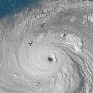 بحر العرب: بدء الموسم الثاني للحالات المدارية.. فهل تتأثر الدول العربية بالأعاصير؟