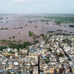 حول العالم | رياح المونسون في أشهر ذروتها وتتسبب بفيضانات كارثية ووفيات في الهند