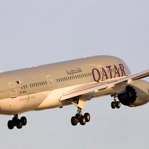 قطر: تغلق مجالها الجوي وتعلق حركة الطيران مؤقتاً في أجواء البلاد