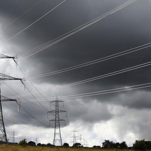 "الكهرباء الأردنية" تعلن عن خطة طوارئ للتعامل مع المنخفض الجوي