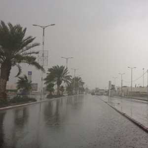 مؤشرات على إستمرار الإضطربات الجوية الماطرة  في بعض المناطق خلال الأسبوع القادم