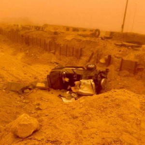 الكويت | إصابة مواطن في حادث سقوط مركبته.. وعدة بلاغات متعلقة بالحالة الجوية