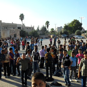 تأجيل دوام المدارس لبداية شهر أيلول المقبل