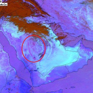 تنبيه : موجة غبار كثيفة تتشكل غرب منطقة الرياض ووسط المملكة