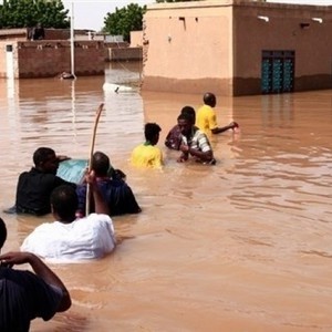 بعد موجة الفيضانات .. 22 قتيل بحمى الوادي المتصدع بالسودان وسط مخاوف من تفشي المرض