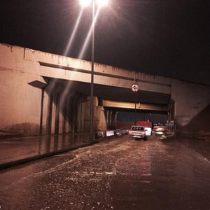 عرعرأمطار غزيرة تغلق بوابة إسكان قوى الأمن الداخلي