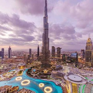 الإمارات | امتداد ضعيف لمُنخفض جوي علوي وفُرص لهطول الأمطار في بعض المناطق الأيام القادمة