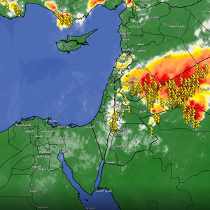 Weather update: Thunderstorms and rain in Zarqa, Irbid, the Dead Sea, and the eastern desert, accompanied by dust.