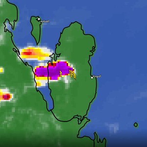 قطر - تحديث الساعة : 3:00 بعد الظهر | أمطار رعدية غزيرة على بعض المناطق الداخلية الآن