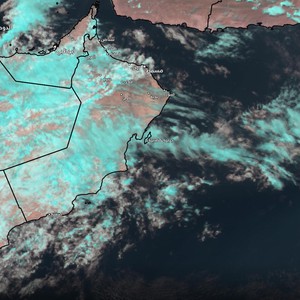 عُمان - تحديث الساعة 2:20 | استمرار توافد كميات من السُحب على ارتفاعات مُختلفة وزخات من الأمطار في بعض المناطق