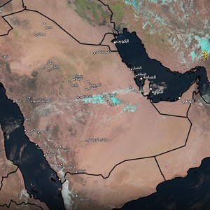 Des averses de pluie accompagnées de grêle couvrent certaines parties de la capitale, Riyad. 