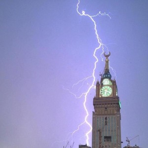 مكة المكرمة من ضمن المناطق المتأثرة بالحالة الجوية المقبلة يوم الثلاثاء