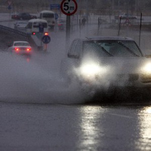 كميات الأمطار تسجل أضعاف معدل شهر نوفمبر منذ ليلة الثلاثاء