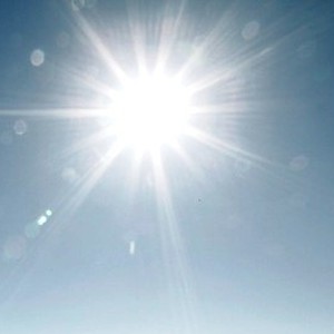 أجواء مُرهقة حارة و رطبة على السواحل