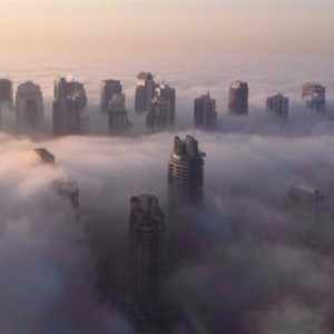 الإمارات | عودة مُتوقعة للضباب اعتباراً ليل الأربعاء/الخميس وصباح الخميس و حالة الطقس المُتوقعة أول أيام العيد