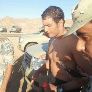 سباح مغربي ينجح بقطع خليج العقبة سباحة