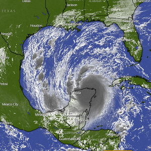 اعصار دلتا يضرب شبه جزيرة يوكاتان وتوقعات بتطوره للفئة الرابعة وتحركه نحو لويزيانا وفلوريدا