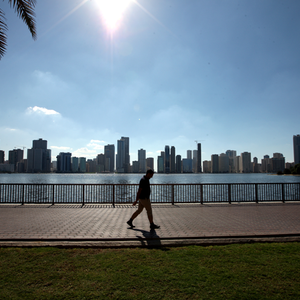 درجات الحرارة تميل للإنخفاض قليلاً مطلع الأسبوع الجديد في السواحل الشمالية