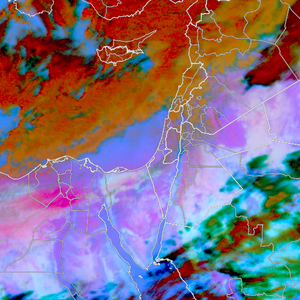 موجة غبارية كثيفة تشكلت فوق شمال مصر ومراقبة وصولها إلى المملكة خلال الساعات القادمة