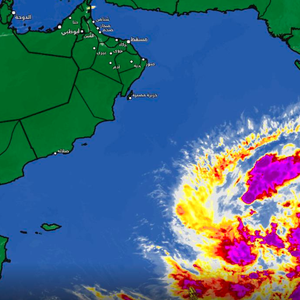 المركز الوطني للأرصاد: عاصفة مدارية تتطور في بحر العرب وتتوجه نحو سلطنة عمان