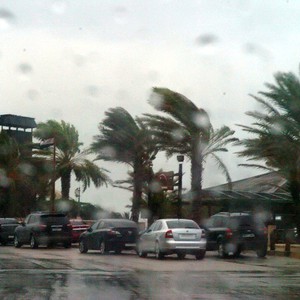 انخفاض ملموس على درجات الحرارة يوم الأربعاء وأمطار متوقعة خاصةً في شمال غرب البلاد