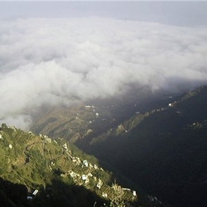 الثلاثاء : تطور السحب الرعدية عصراً على جنوب غرب المملكة