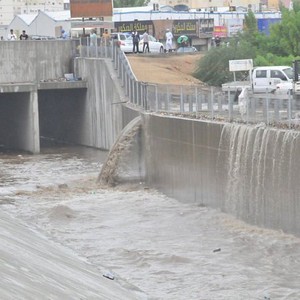 أمانة جدة: هذا هو سبب تجمع المياه في بعض الأنفاق