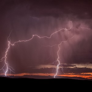 الامطار تشمل أجزاء من مكة و الطائف الاربعاء واستمرار فرص الامطار على غرب المملكة خلال الاسبوع القادم