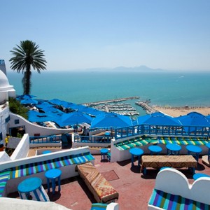 تراجع العائدات يتسبب بإغلاق 48% من الوحدات السياحية في تونس