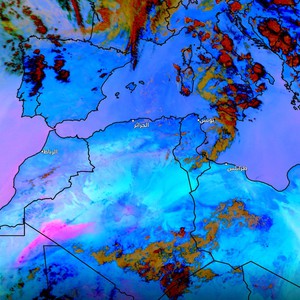  شاهد عبر صور الأقمار | عاصفة رملية ضخمة جنوب الجزائر تغطي مساحتها ما يعادل مساحة الأردن كاملة