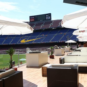 نادي برشلونة يحول ملعب " الكامب نو" إلى مطعم 