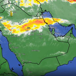تحديث 7:50 ليلاً : تطور سحب رعدية ماطرة على أجزاء من الجوف 