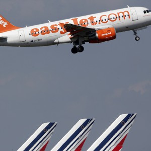 شركة طيران بريطانية تختبر استخدام خلايا الوقود بطائراتها