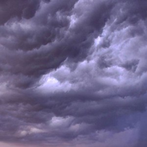 السعودية | زخات رعدية محتملة الأحد والإثنين على مرتفعات جازان و عسير