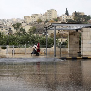 الأردن : ما هي المناطق المتوقع أن تشملها فرص الأمطار الأربعاء والخميس ؟