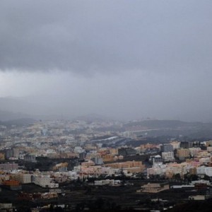 جازان | تواصل تشكل السحب الرعدية على المرتفعات في ساعات مابعد الظهر