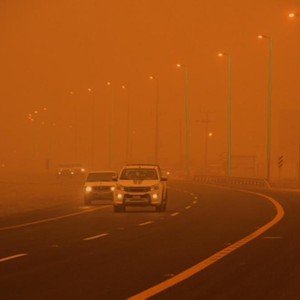 السعودية | هذا ما يتوجب عليك فعله خلال العواصف الرملية وموجات الغبار  