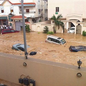 تنبيه لسُكان جدة: حتى لا تتكرر الكارثة 