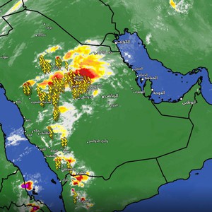 تحديث الساعة 8:30 مساءً .. غيوم رعدية تؤثر على القصيم و شمال منطقة الرياض