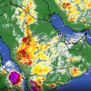 بشكل لافت منتصف مايو || السحب الرعدية تغطي مساحات واسعة من السعودية وتنبيه من الغبار والسيول