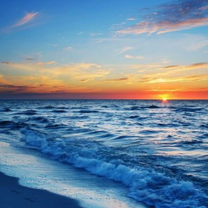 شهر يونيو يبدأ على الإمارات بالرياح النشطة والبحر المضطرب 